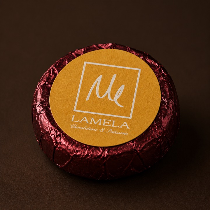 LAMELA — медальон, бордовая фольга